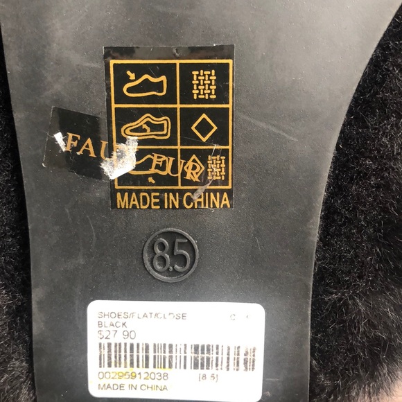 Forever 21 black faux fur pointed toe flats - Picture 2 of 7